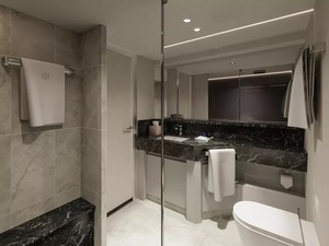 Premier Penthouse